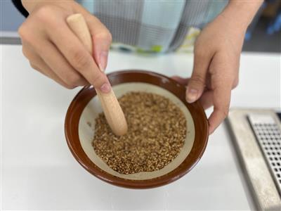 ごますり