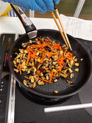 なすび飯炒める