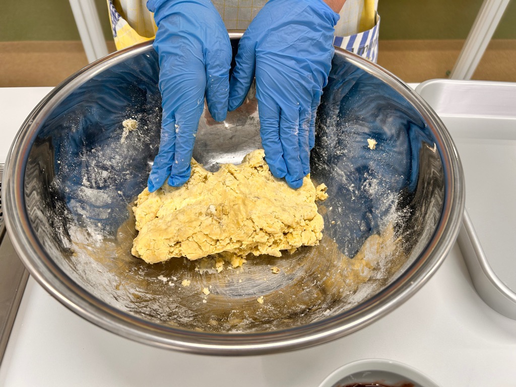 生地を成形する