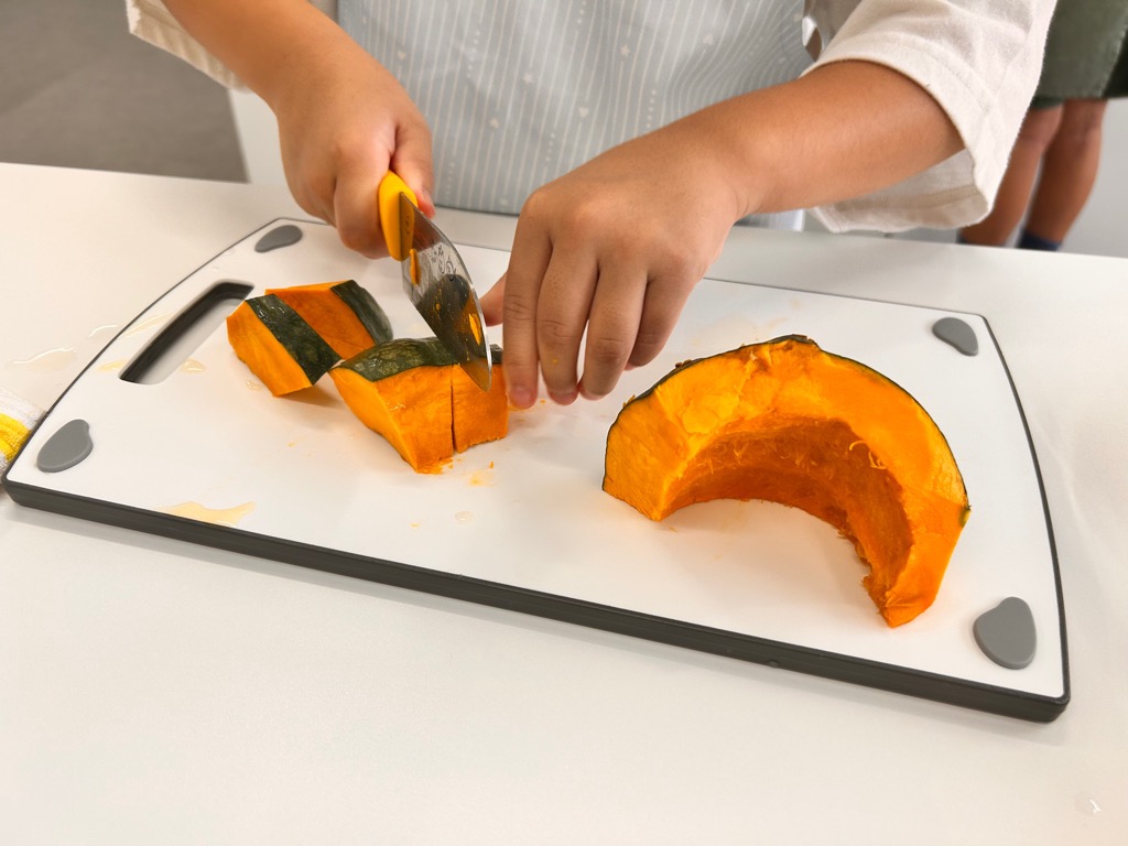 かぼちゃはひとく口大