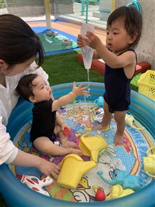 水遊び