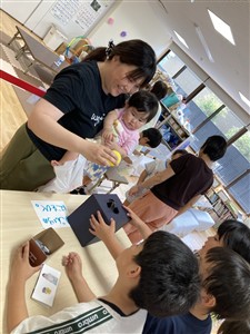黄色のボール