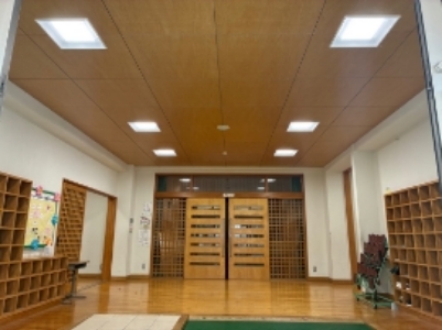 東小1